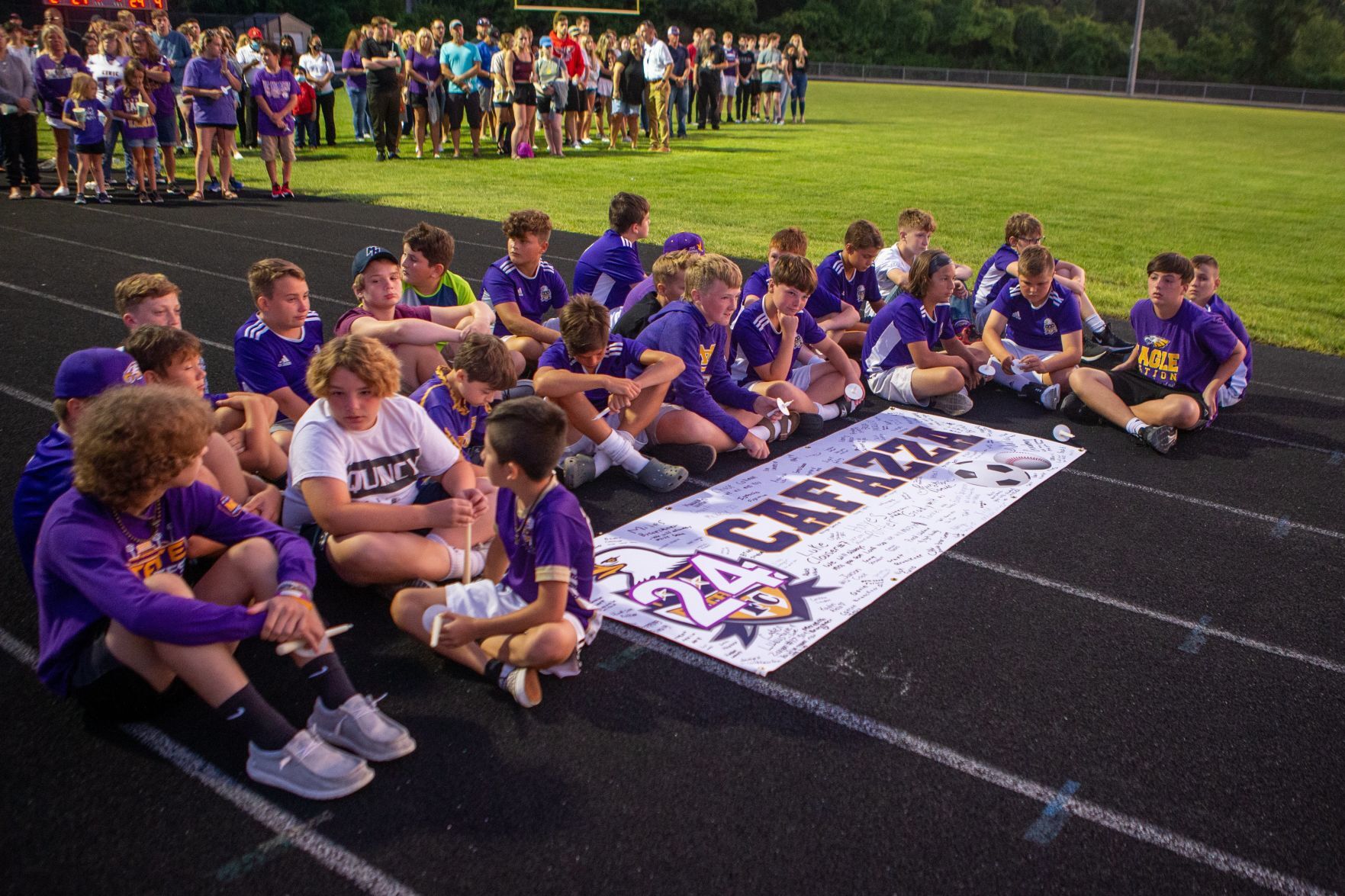 Candlelight vigil held for Cafazza family in Bethalto